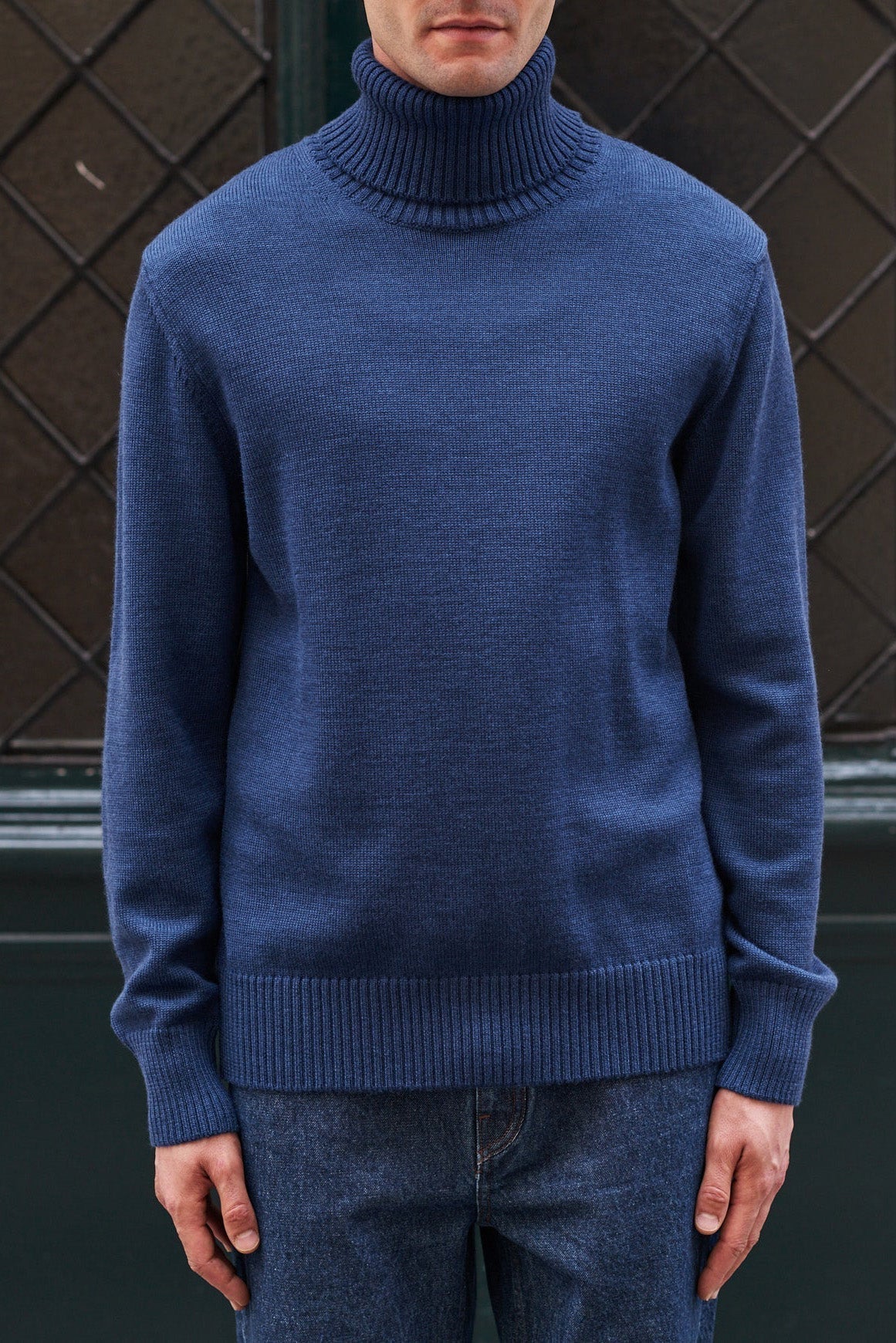 CAPRI Knitwear - Blue Klein